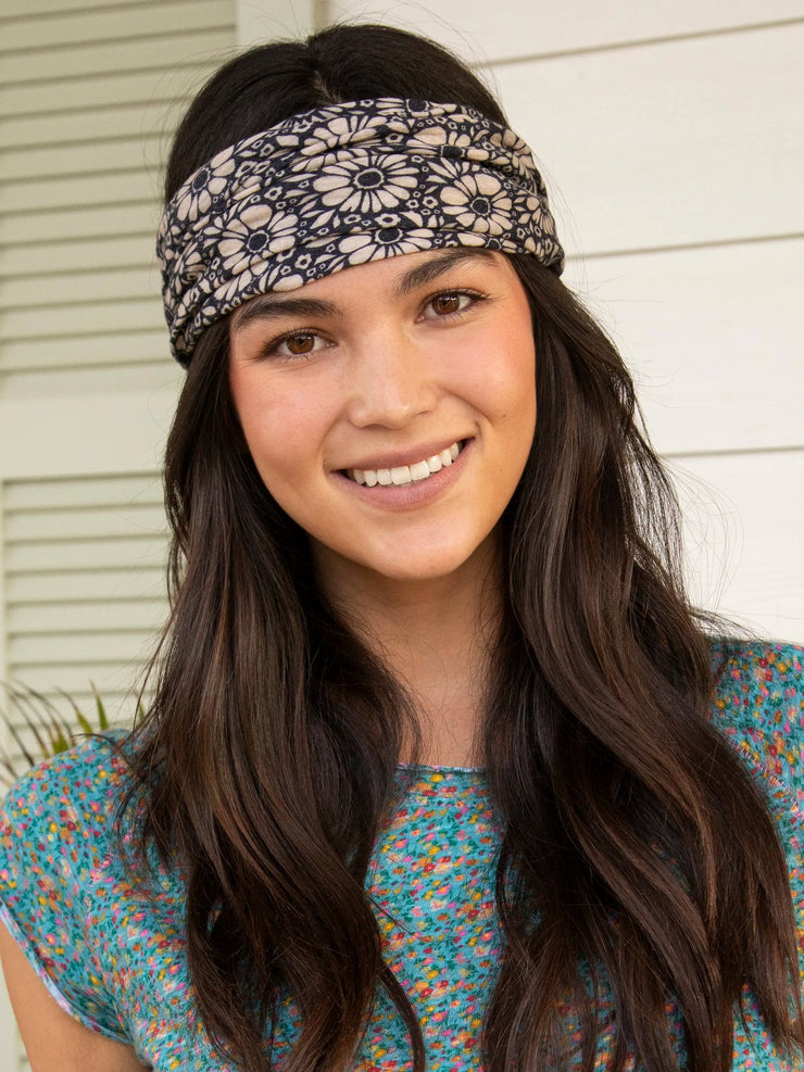 Natural Life Black & White Daisies Boho Bandeau