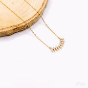 Sparkling Curve Necklace